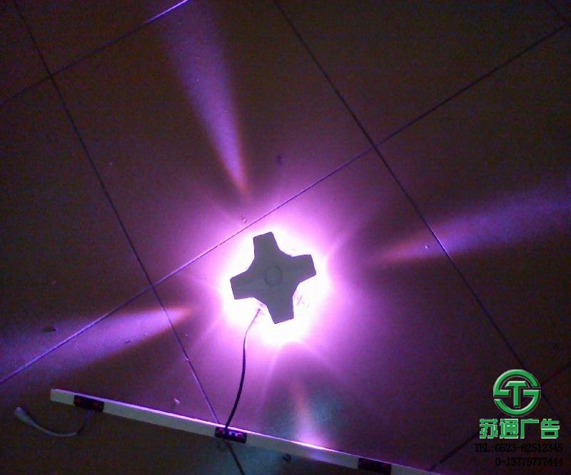 酒店亮化十字星光燈選擇購買到蘇通廣告