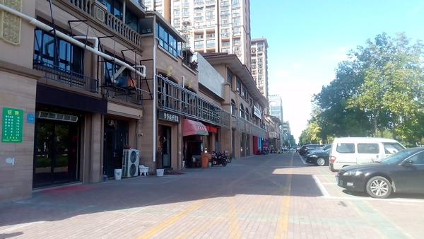 姜堰三水大道門頭招牌制作安裝進行中……